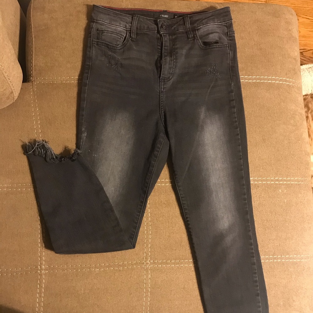 Black skinny jeans